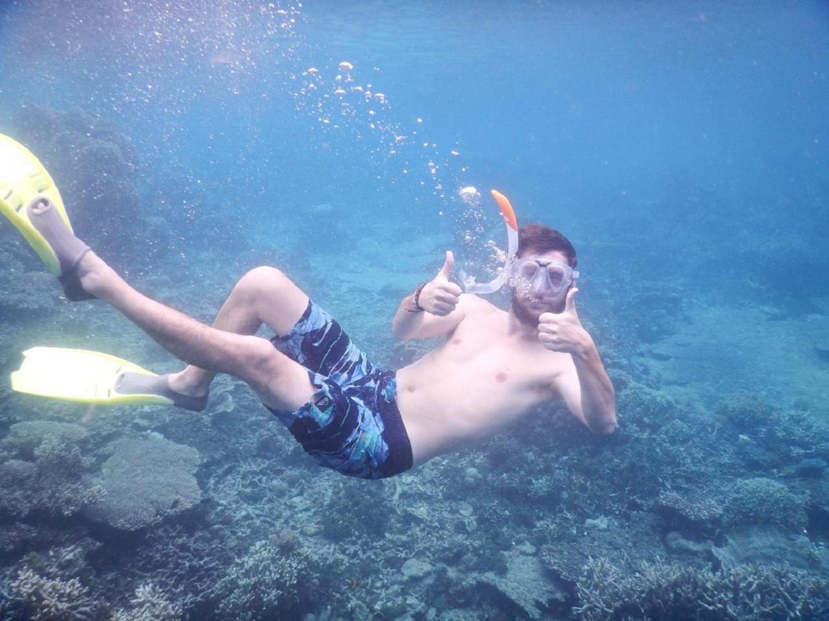 Hotel CasaVelion Karimunjawa Esterno foto